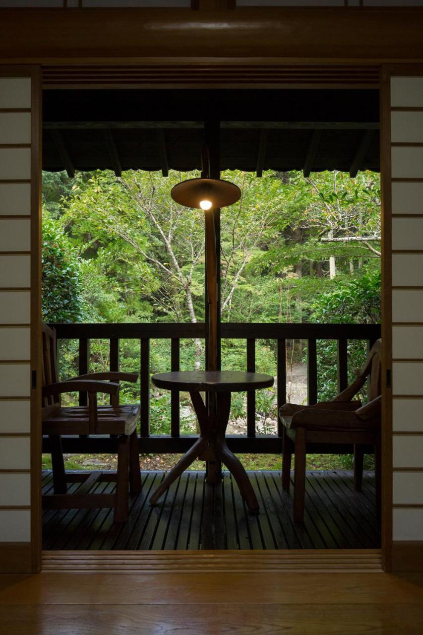 Kurokawa Onsen Oku No Yu Hotel Минамиогуни Екстериор снимка