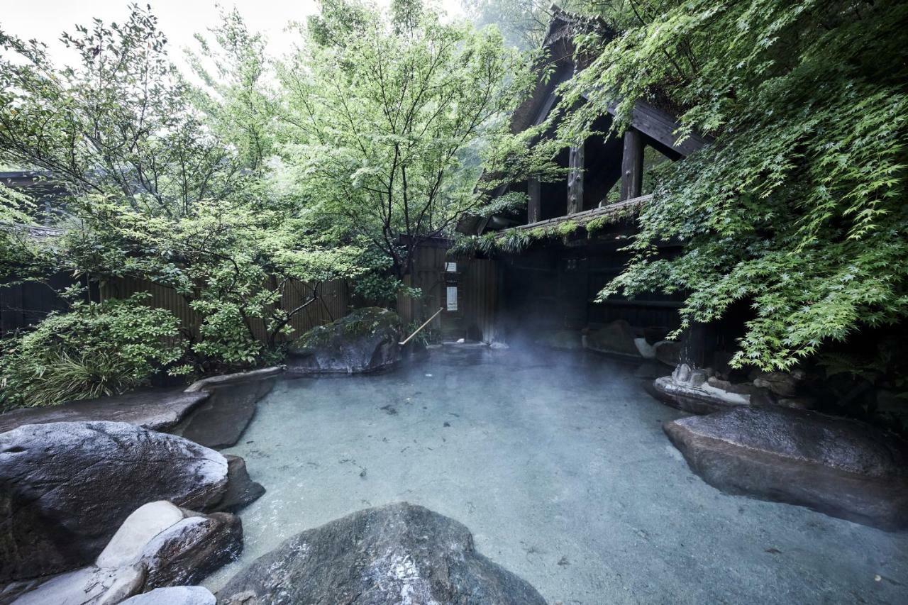 Kurokawa Onsen Oku No Yu Hotel Минамиогуни Екстериор снимка