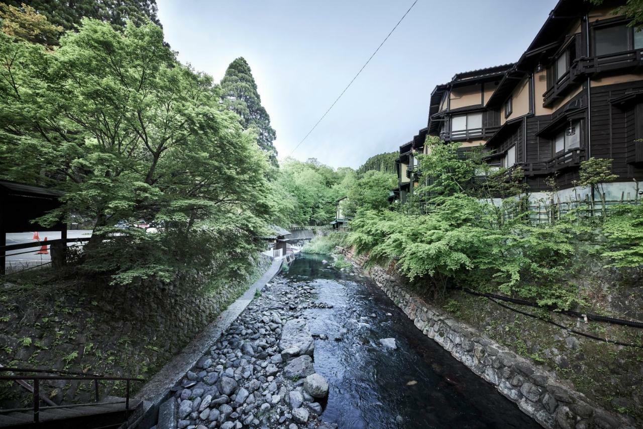Kurokawa Onsen Oku No Yu Hotel Минамиогуни Екстериор снимка