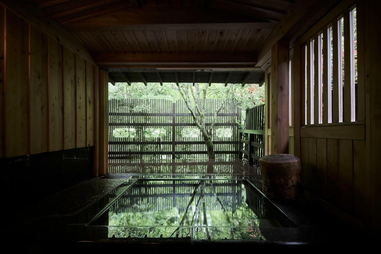 Kurokawa Onsen Oku No Yu Hotel Минамиогуни Екстериор снимка