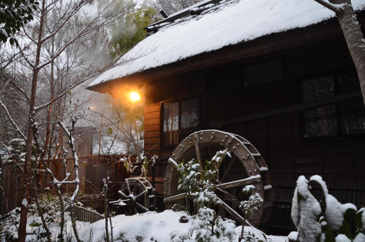 Kurokawa Onsen Oku No Yu Hotel Минамиогуни Екстериор снимка